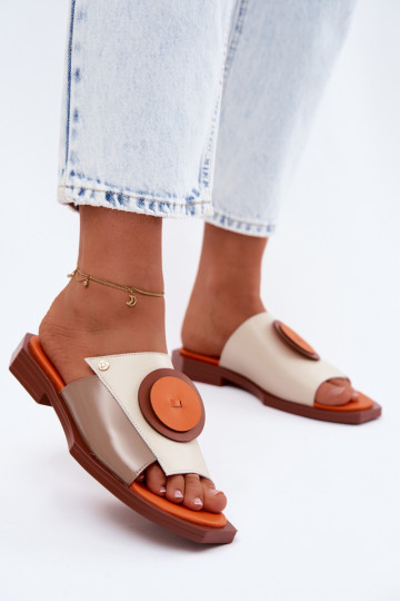 Pantofole in pelle Femminile disegno geometrico Deveciejka K7479-18 beige-colore arancione 2