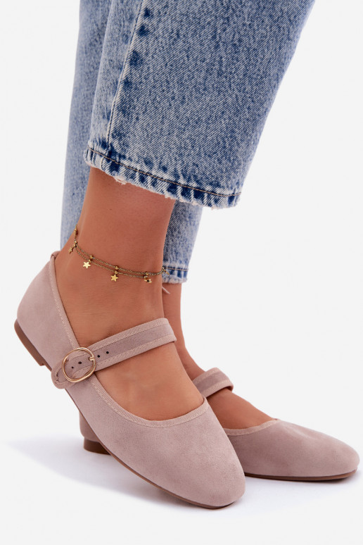 Ballerine con cinturini e accessori dorati con fibbie color sabbia Kelisa