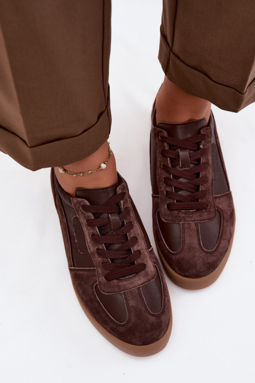 Scarpe sneakers da donna in camoscio Vinceza 7933 color cioccolato