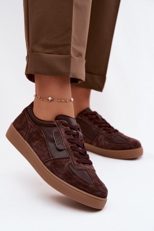 Scarpe sneakers da donna in camoscio Vinceza 7933 color cioccolato