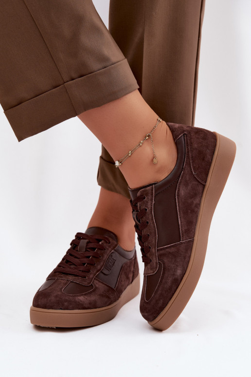 Scarpe sneakers da donna in camoscio Vinceza 7933 color cioccolato
