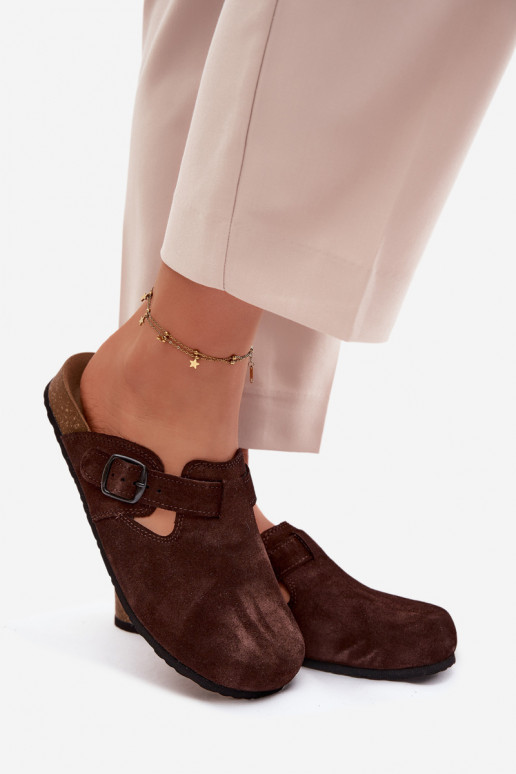 Mule in pelle scamosciata con fibbie Zazoo 1905, colore cioccolato