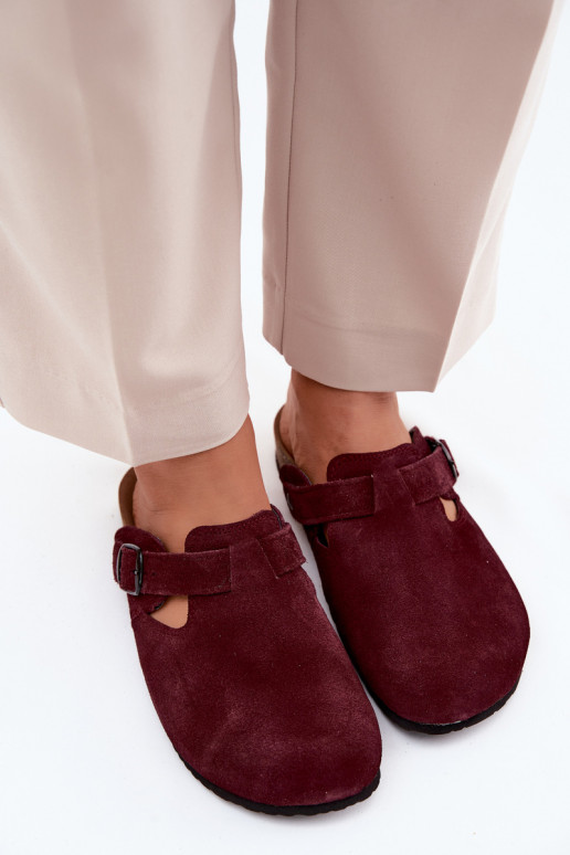Mule in pelle scamosciata con fibbie Zazoo 1905, colore viola scuro