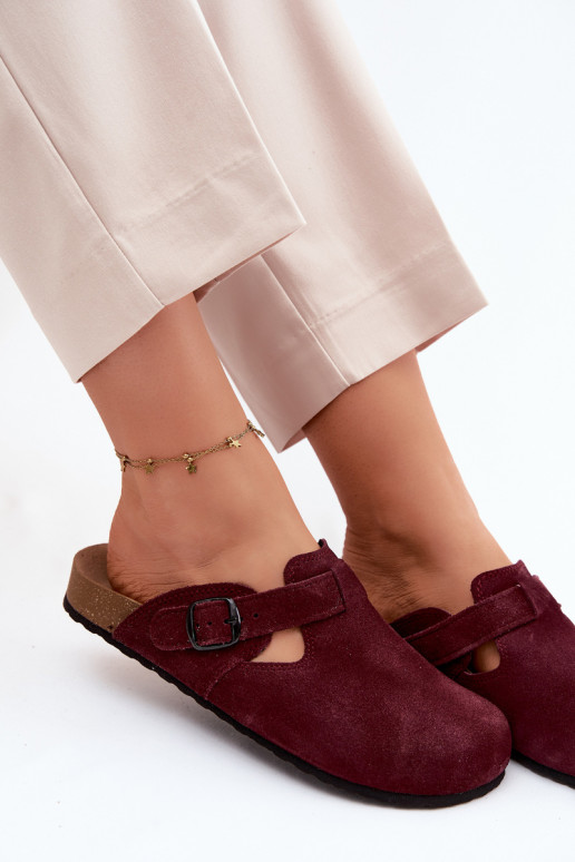 Mule in pelle scamosciata con fibbie Zazoo 1905, colore viola scuro