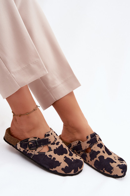 Mule in pelle scamosciata con fibbie Zazoo 1905, colori sabbia e nero