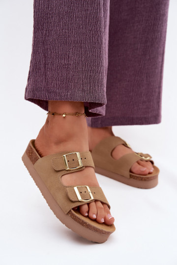 Pantofole in pelle con piattaforma e fibbie Vinceza 102657, colore sabbia 2
