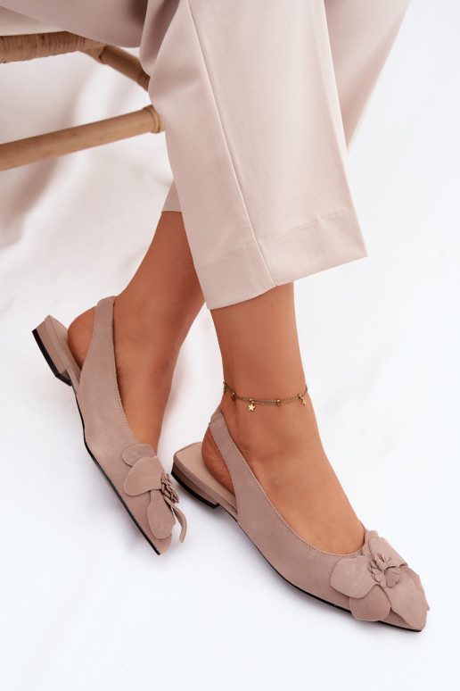 sandali Pelle dalla pelle scamosciata con tacchi larghi Con decorazioni Un fiore Vinceza 66951 beige