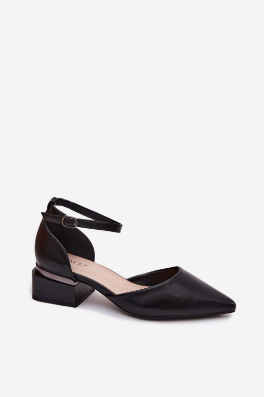 Scarpe nere con tacco e cinturino Vinceza 62278