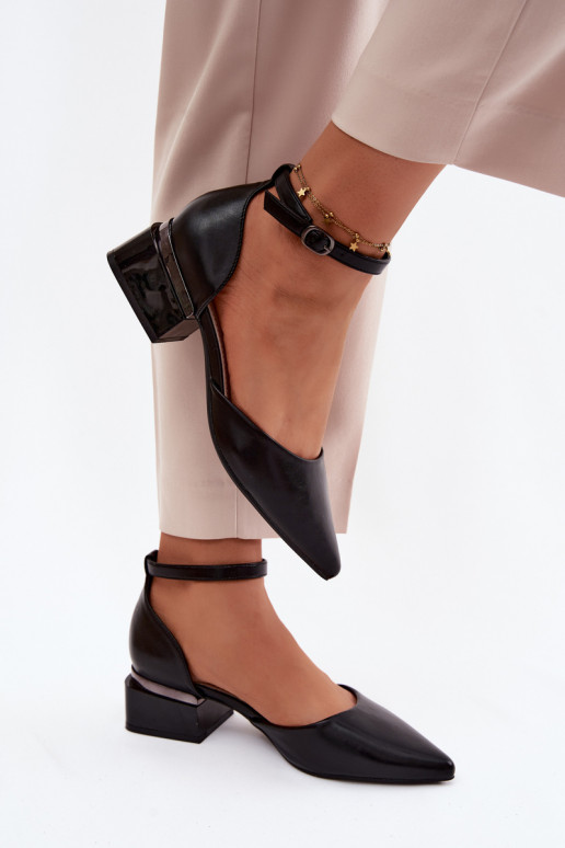 Scarpe nere con tacco e cinturino Vinceza 62278