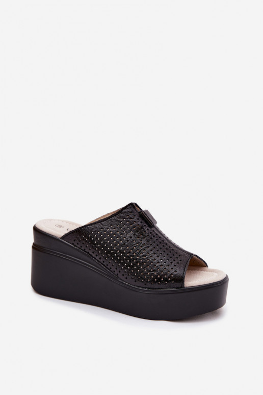 Pantofole nere da donna in ecopelle con piattaforma Vinceza 95392