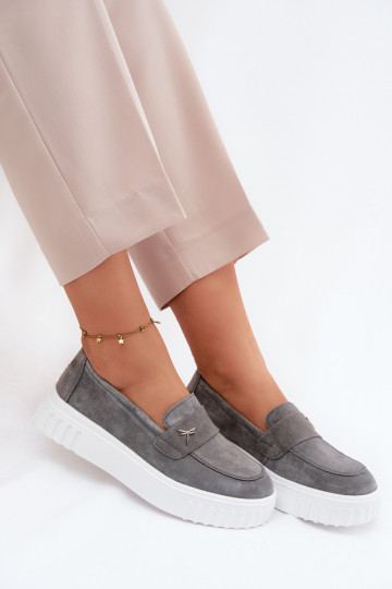 Pelle dalla pelle scamosciata scarpe Femminile con una piattaforma Un modello convincente Vinceza 93218 colore grigio