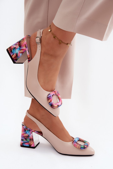 Sandali con tacco alto da donnaDekoracyjną con fibbie Vinceza 62289 beige