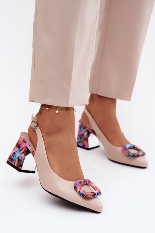 Sandali con tacco alto da donnaDekoracyjną con fibbie Vinceza 62289 beige