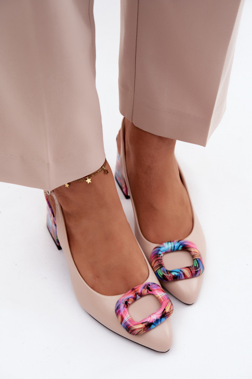 Sandali con tacco alto da donnaDekoracyjną con fibbie Vinceza 62289 beige