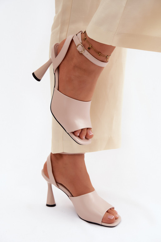 Sandali beige da donna con tacco basso Vinceza 62297