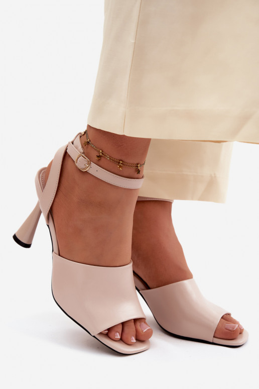 Sandali beige da donna con tacco basso Vinceza 62297