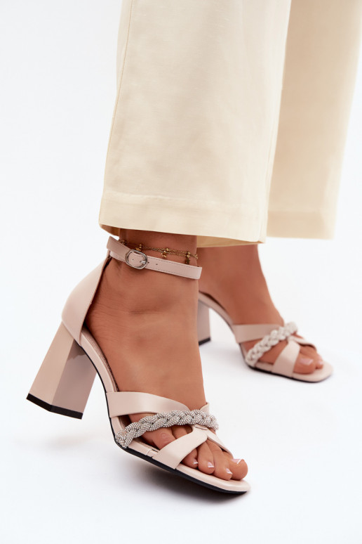 Sandali da donna con i tacchi Documentazione Pasek con gli occhi scintillanti Vinceza 62298 beige