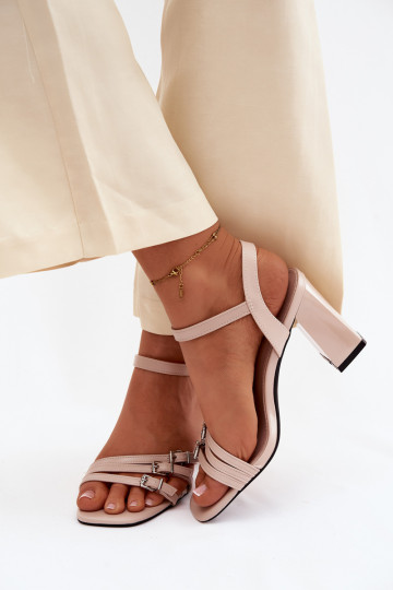 Sandali beige da donna con tacco basso e cinturini Vinceza 62310 2