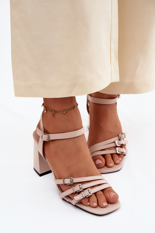 Sandali beige da donna con tacco basso e cinturini Vinceza 62310