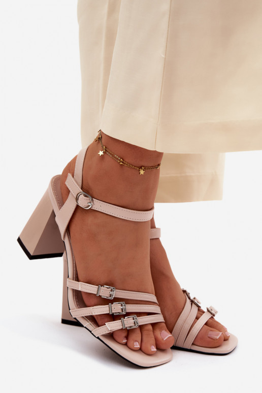 Sandali beige da donna con tacco basso e cinturini Vinceza 62310