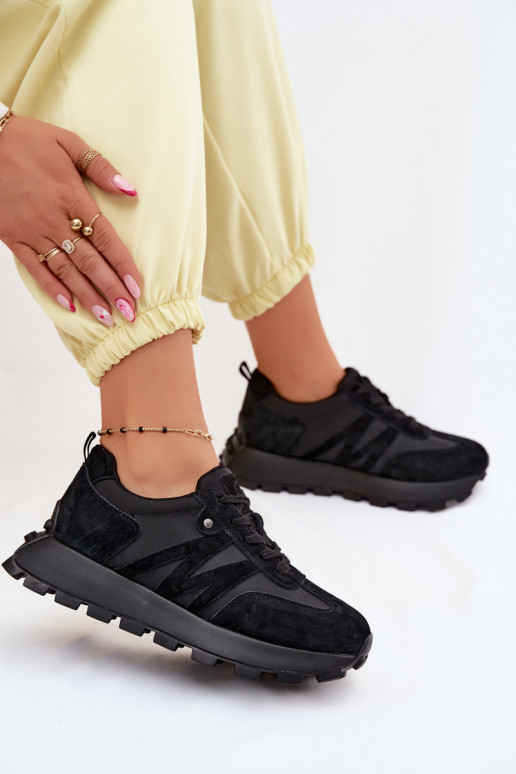 Pelle dalla pelle scamosciata Scarpe modello sneakers Femminile con una piattaforma Vinceza 41520 colore nero