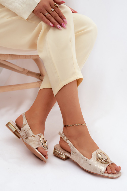 Sandali piatti per donna con ornamenti in oro