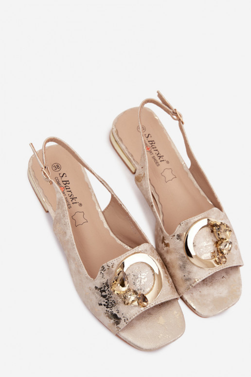 Sandali piatti per donna con ornamenti in oro