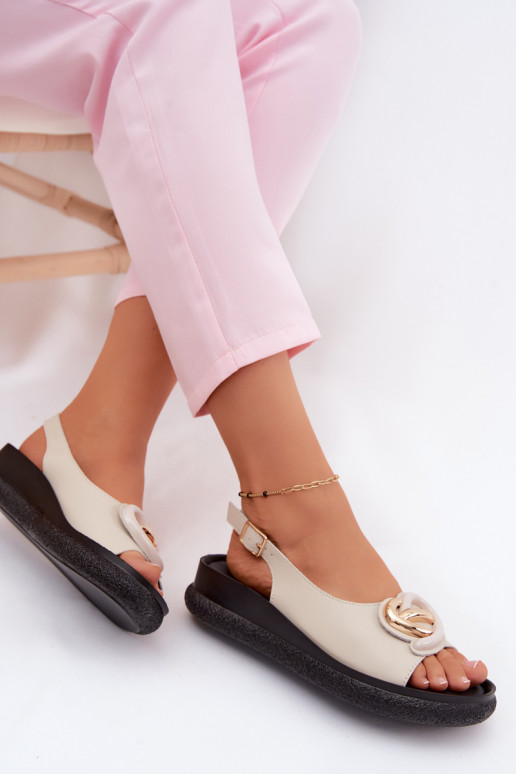 Sandali platform in pelle con ornamenti color sabbia