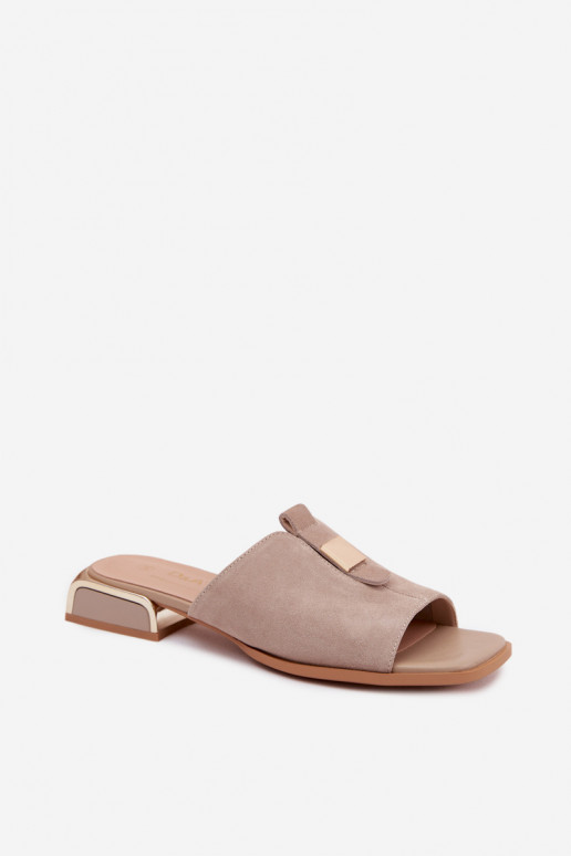 Pantofole eleganti in camoscio D&A JC61-1002 sabbia