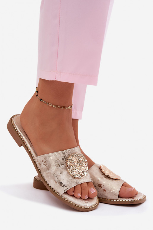 Pantofole da donna con dettagli decorativi e tacco largo KV61-6034 oro