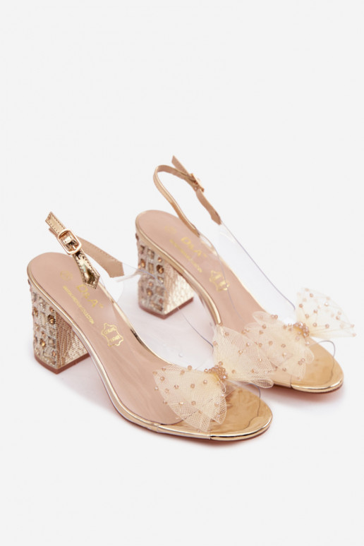 sandali con i tacchi con gli occhi lucenti SiateczkoAa con nastri D&A MR61-9010 colore dorato