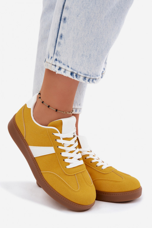 Sneakers con imitazione di camoscio giallo Calira