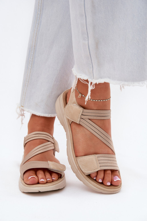 Sandali comodi da donna color sabbia con chiusure adesive Hallriva