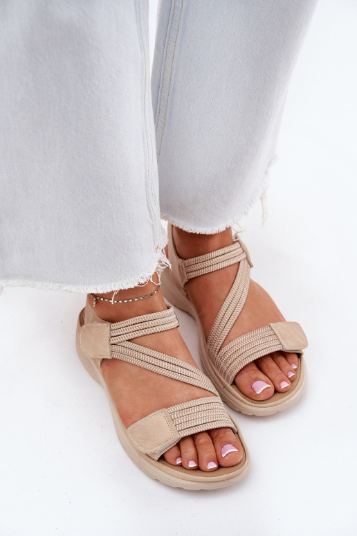 Sandali comodi da donna color sabbia con chiusure adesive Hallriva