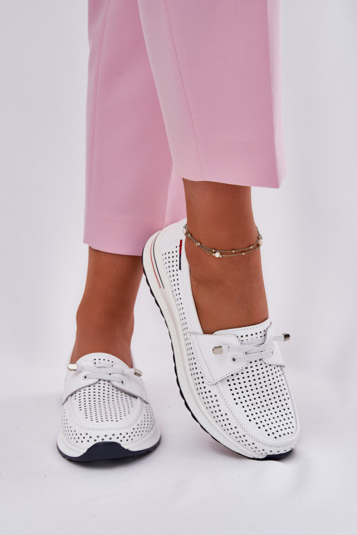 Pelle scarpe Femminile con una piattaforma Colore bianco Violeth