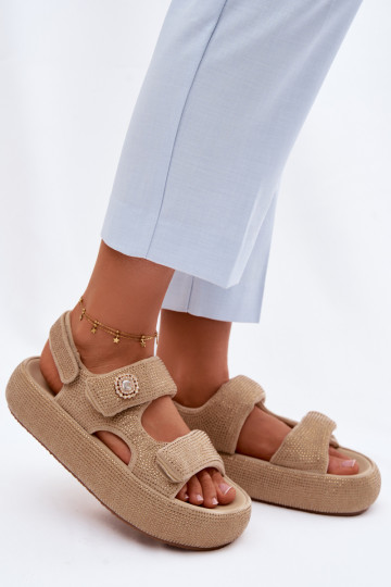 Sandali da donna decorati con piattaforma GOE TT2N4101 sabbia 2