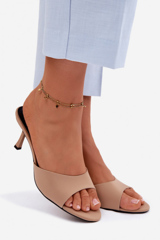 Pantofole da donna con tacchi sottili  beige Selmira