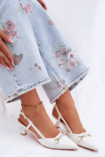 Sandali da donna con tacco appuntito color bianco Felessa