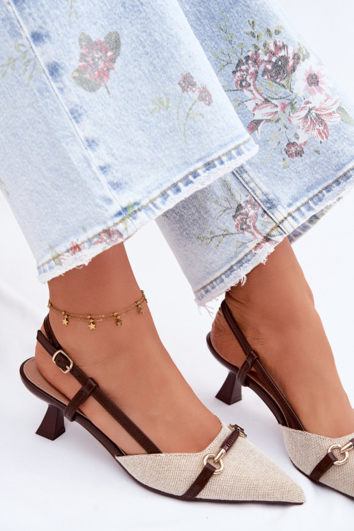 Sandali da donna con tacco appuntito color marrone-sabbia Felessa