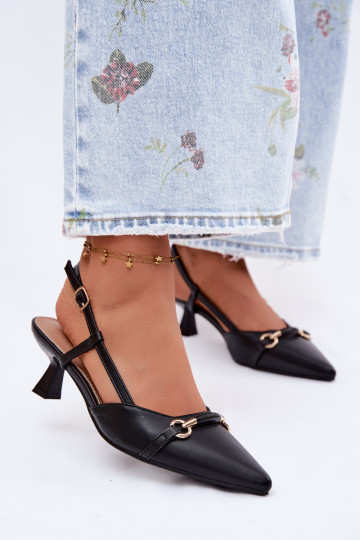 Sandali da donna con i tacchi Ze Szpiczastymi Noskami colore nero Felessa