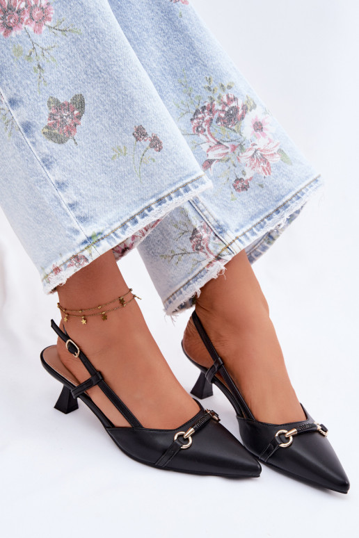 Sandali da donna con i tacchi Ze Szpiczastymi Noskami colore nero Felessa