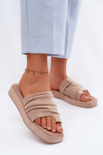 Pantofole da donna color sabbia con rouches Gelmira 2