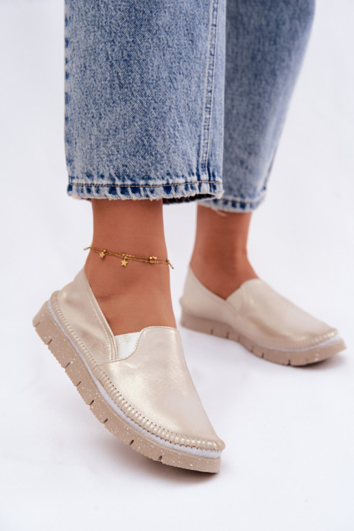 Femminile scarpe Deveciejka Un modello convincente Pelle 03512-25 colore dorato Przecierany