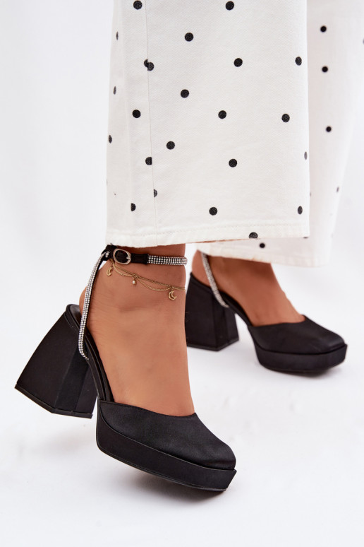 Sandali da donna Su tacchi enormi Typu Słupek Pasek con gli occhi scintillanti colore nero Seraphina