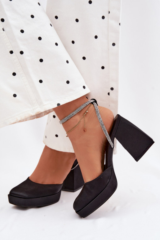 Sandali da donna Su tacchi enormi Typu Słupek Pasek con gli occhi scintillanti colore nero Seraphina