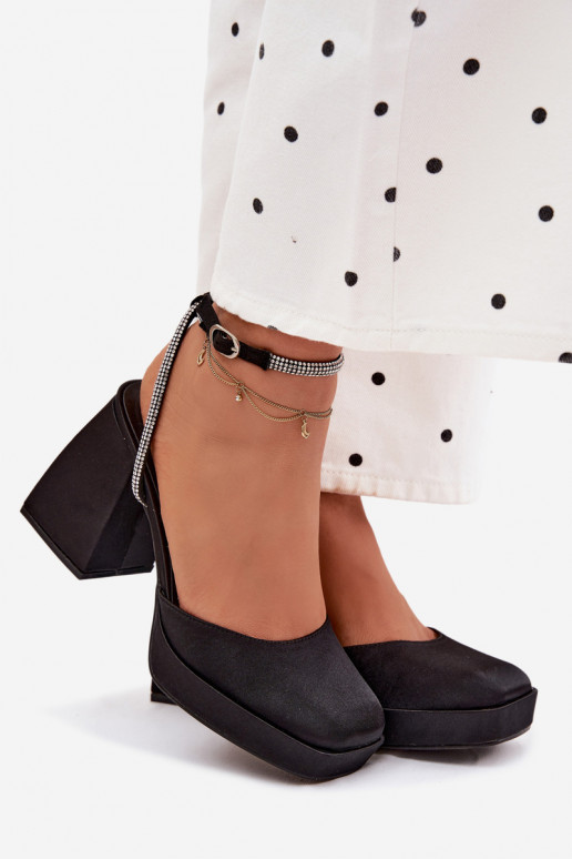 Sandali da donna Su tacchi enormi Typu Słupek Pasek con gli occhi scintillanti colore nero Seraphina