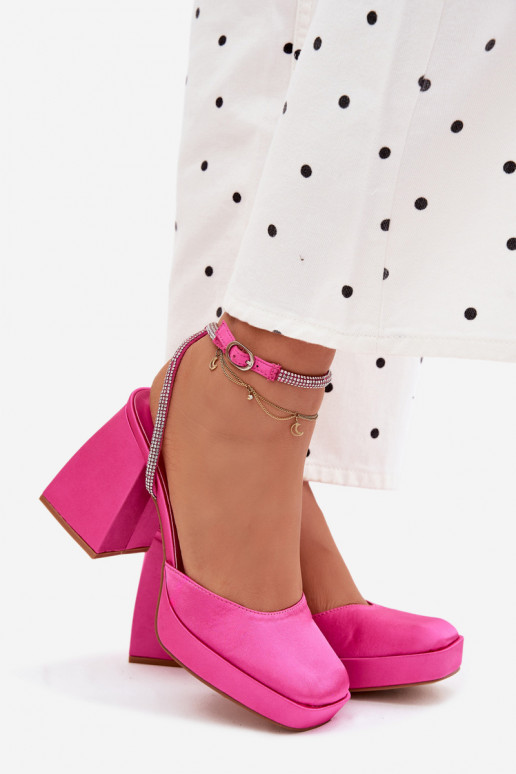 Sandali rosa su tacchi robusti con borchie scintillanti Seraphina