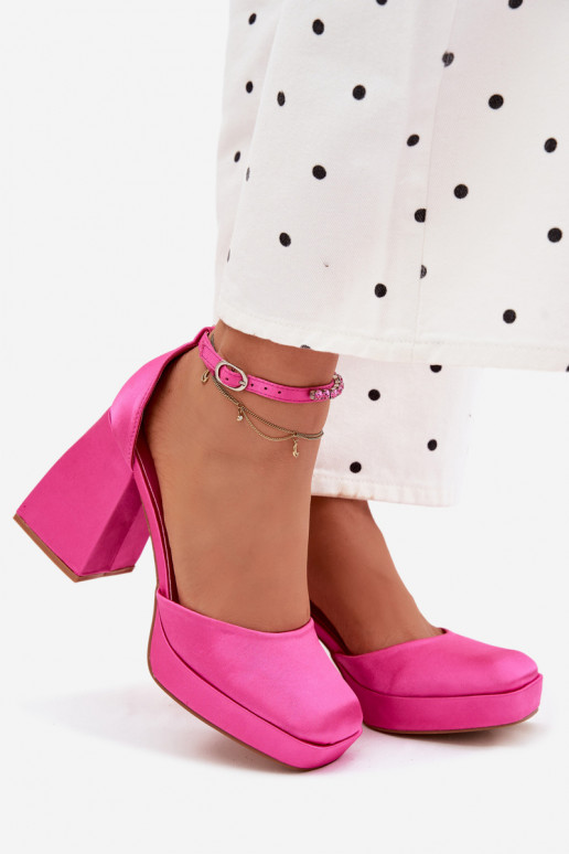 Sandali rosa con tacco e finitura in satin Calistae