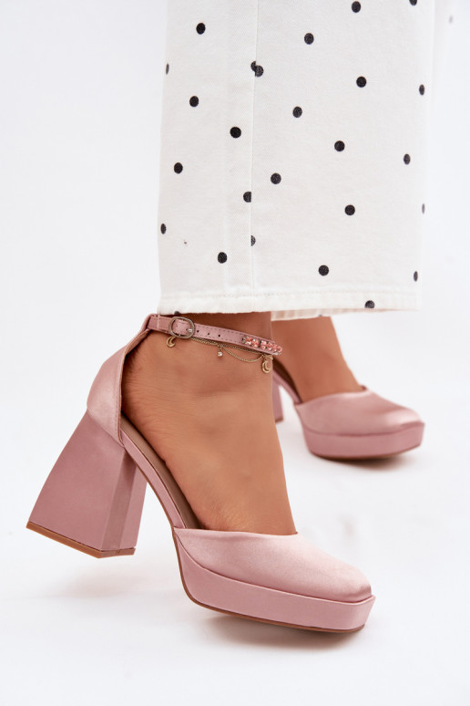 sandali con i tacchiSatynoAym INykończeniem Szampańskie Calistae