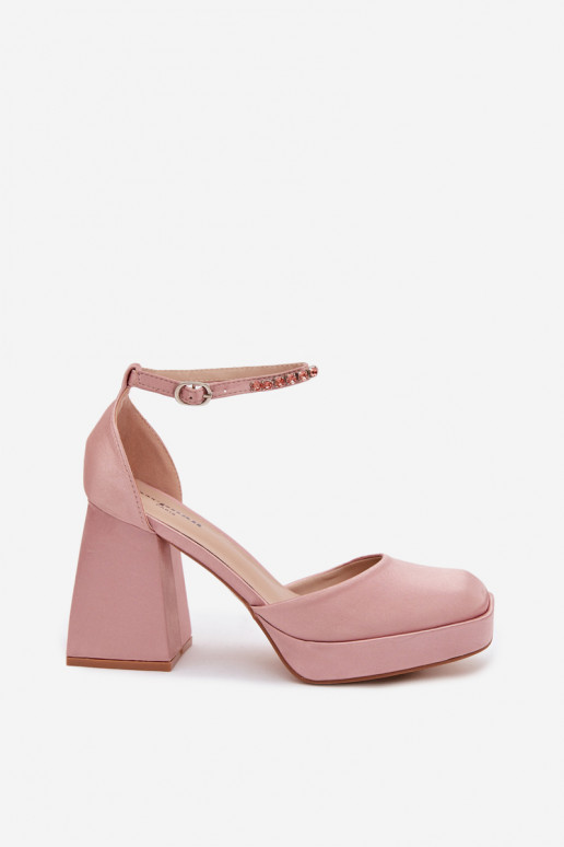 Sandali color champagne con tacco e finitura in satin Calistae